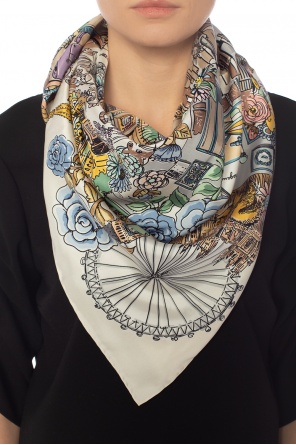 Printed silk scarf, zdjęcie 2 Printed silk scarf od Salvatore Ferragamo